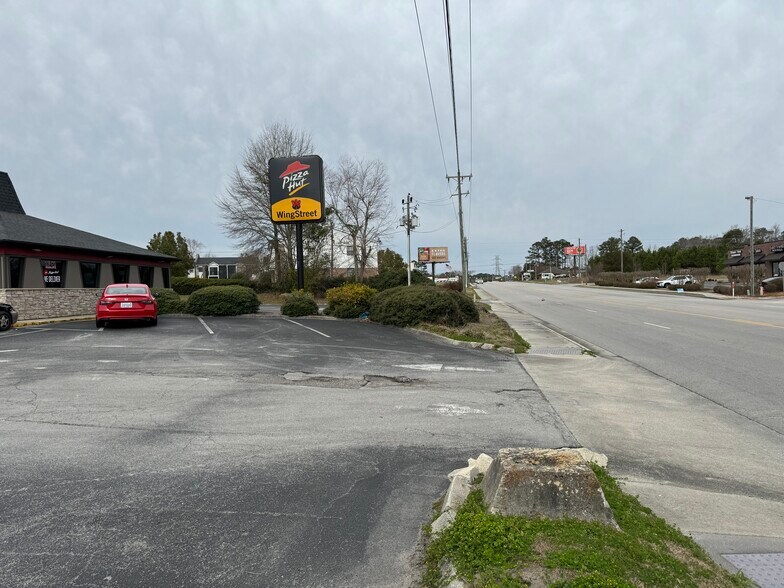 More Photos Of 1301 Gum Branch Rd, Jacksonville Restaurant For Sale