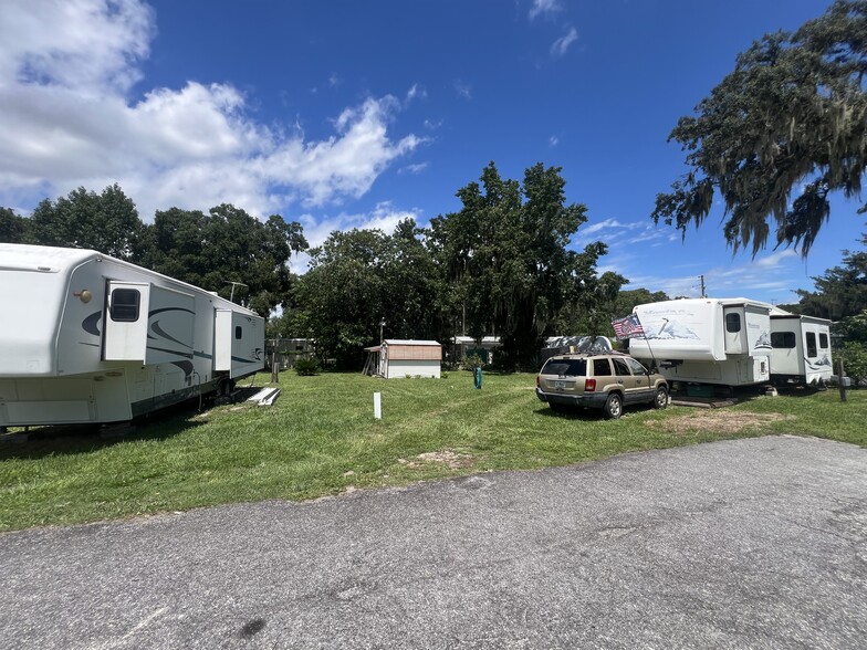 More Photos Of 10212 County Road 44, Leesburg Manufactured Housing Mobile Home Park For Sale