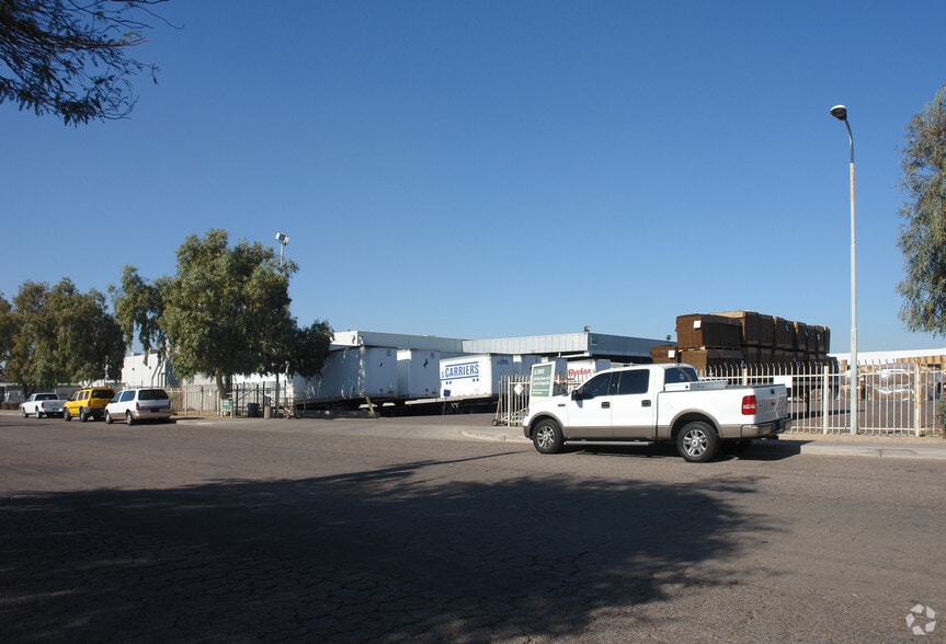 More Photos Of 4932 W Colter St, Glendale Warehouse For Sale