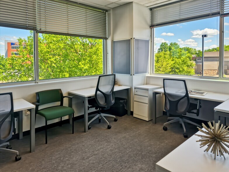 More Photos Of 9840-9860 Von Allmen Ct, Louisville Coworking Space