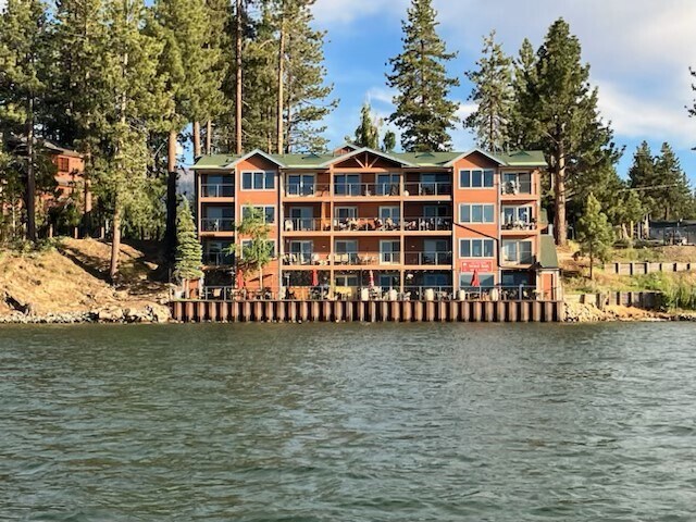 More Photos Of 3351 Lake Tahoe Blvd, South Lake Tahoe Office Residential For Lease