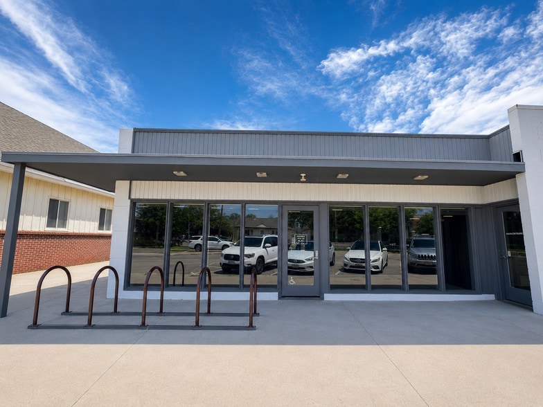 Primary Photo Of 5620-5624 Yukon St, Arvada Restaurant For Lease
