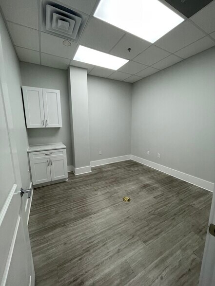 More Photos Of 3529 Adirondack Way, Wilmington Apartments For Lease