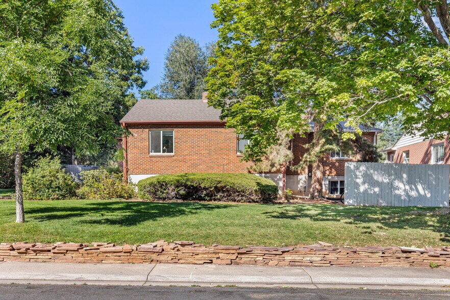 More Photos Of 735 17th St, Boulder Apartments For Sale