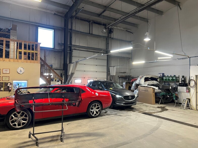 More Photos Of 7609 Sparrow Dr, Leduc Warehouse For Sale