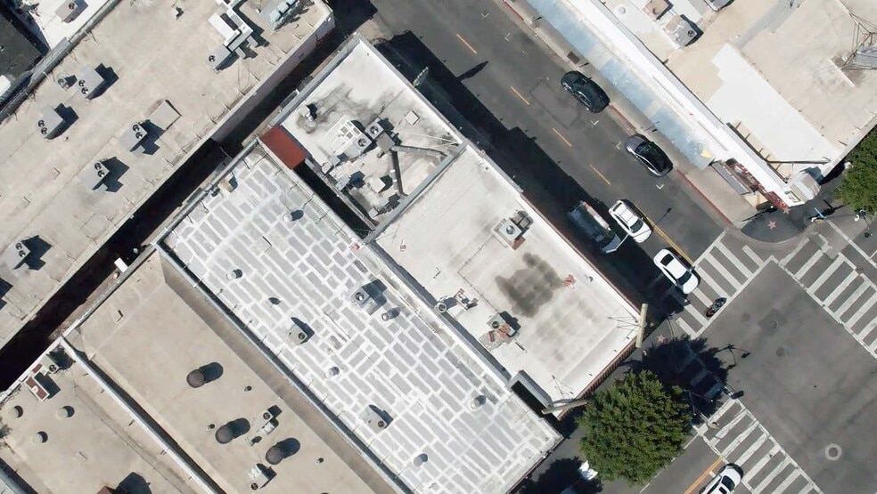 More Photos Of 1646 N Las Palmas Ave, Los Angeles Restaurant For Sale