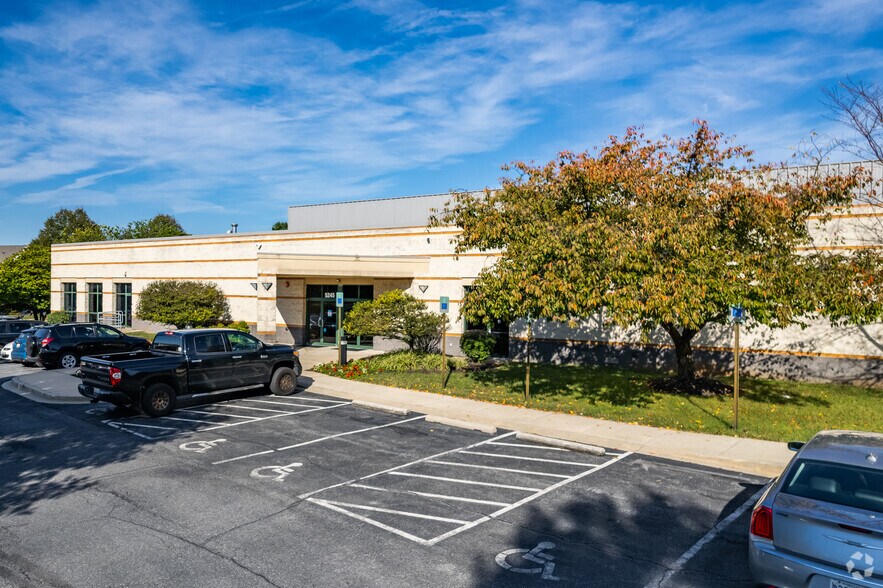 More Photos Of 5245 Westview Dr, Frederick Health Club For Sale