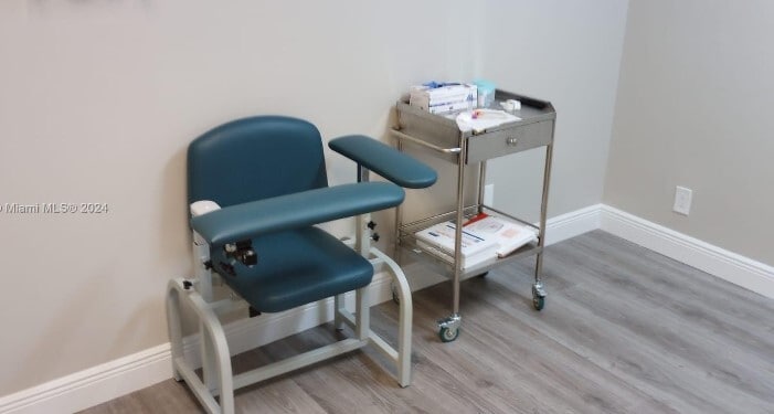 More Photos Of 8333 W McNab Rd, Tamarac Medical For Lease