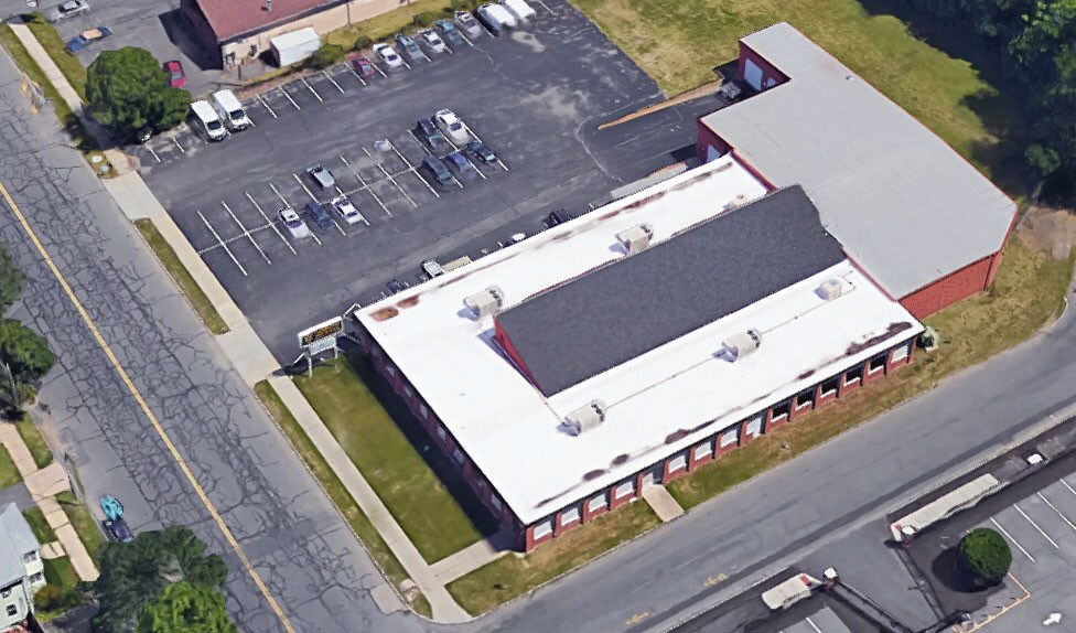 More Photos Of 311 Page Blvd, Springfield Warehouse For Lease
