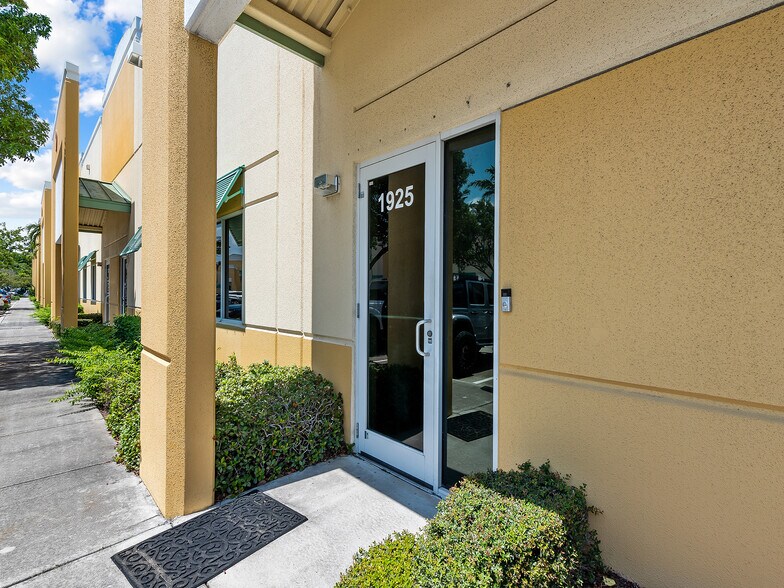 More Photos Of 1925 Banks Rd, Margate Warehouse For Sale