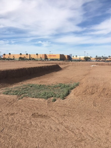 More Photos Of 1558-1560 Dogwood Rd, El Centro Land For Sale