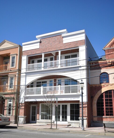 Primary Photo Of 35 1st Ave, Atlantic Highlands Storefront Retail Residential For Lease