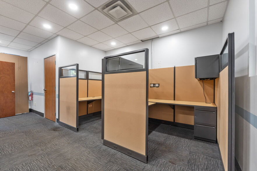 More Photos Of 820-840 Mansfield Ave, Columbus Flex For Sale