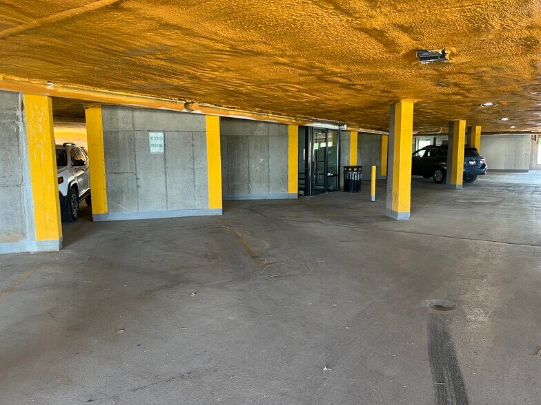 More Photos Of 1333 E 9400 S, Sandy Office For Lease