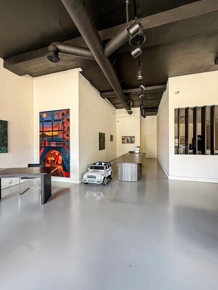 More Photos Of 8228-8232 W 3rd St, Los Angeles Office For Lease