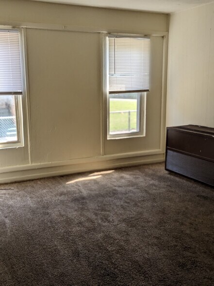 More Photos Of 1019 James St, Syracuse Apartments For Sale