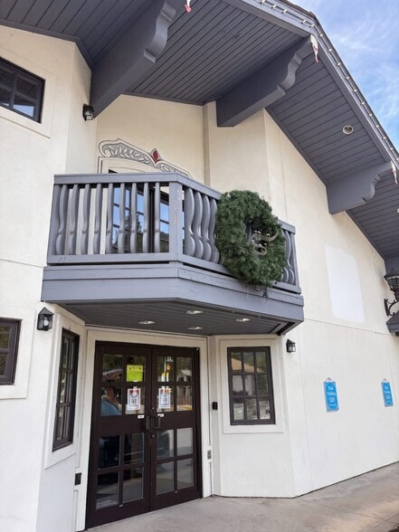 More Photos Of 300 US Highway 2, Leavenworth Bank For Sale