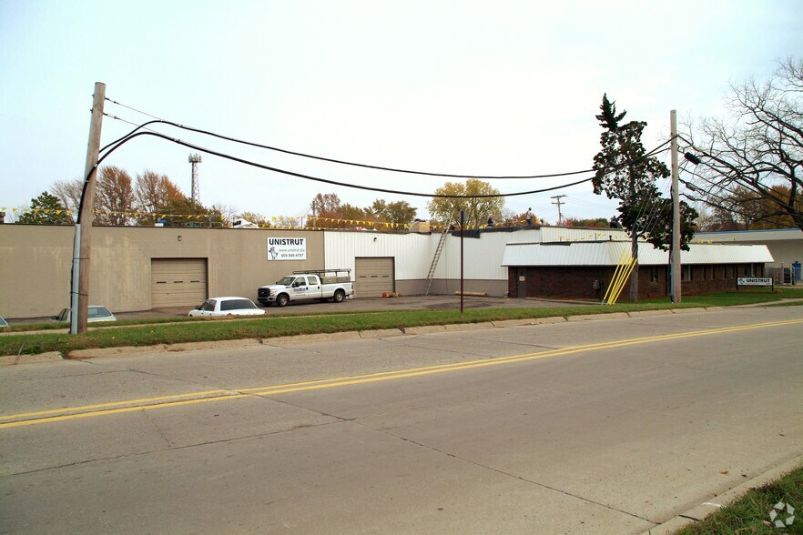 More Photos Of 4045 Second St, Wayne Warehouse For Sale
