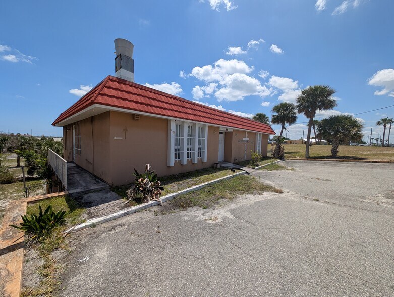 More Photos Of 812 N 7th St, Fort Pierce Medical For Lease
