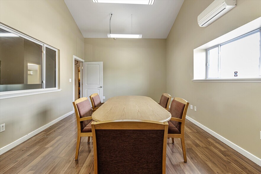 More Photos Of 1356 S 50th St, Richmond Warehouse For Sale