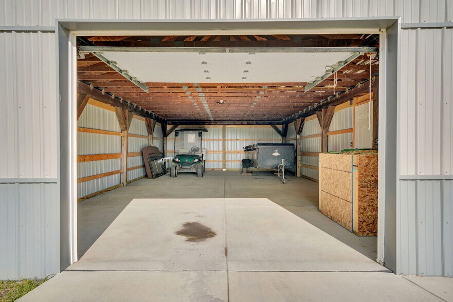 More Photos Of 12486 Beebe Rd, Silver Creek Golf Course Driving Range For Sale