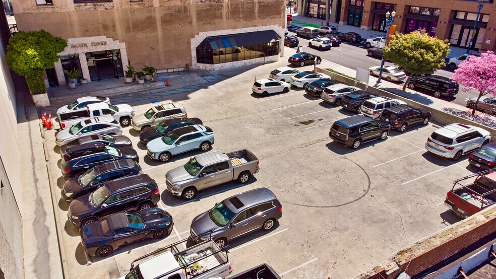 More Photos Of 235-247 E Broadway, Long Beach Office For Lease