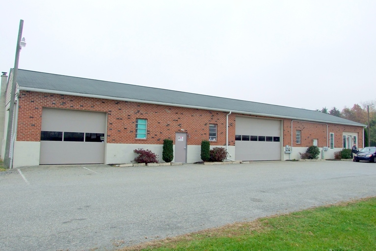 Primary Photo Of 478 W Christine Rd, Nottingham Warehouse For Lease