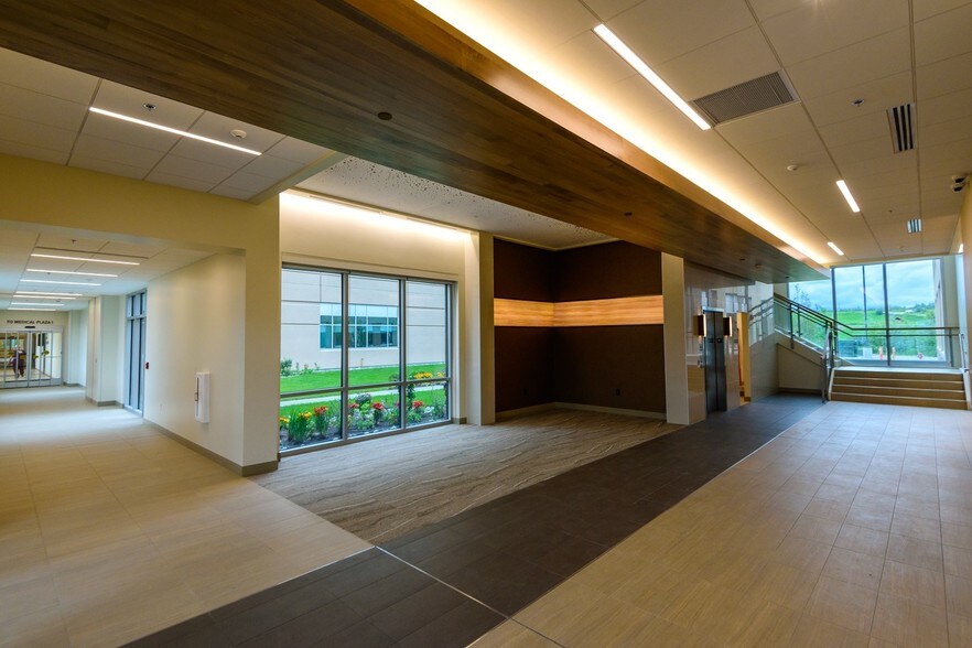 More Photos Of 2480 S Woodworth Loop, Palmer Medical For Lease