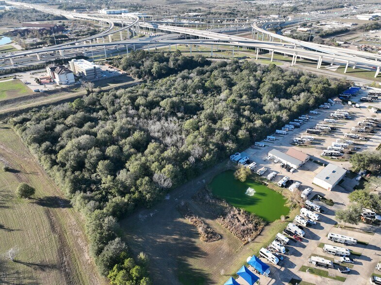 More Photos Of Beltway 8 & SH 288, Pearland Land For Sale