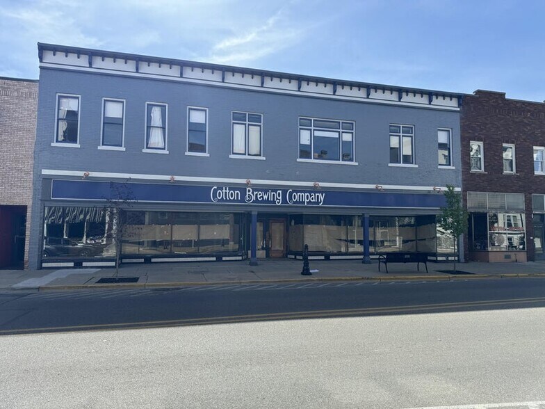 Primary Photo Of 137 S Main St, Adrian Storefront Retail Office For Lease