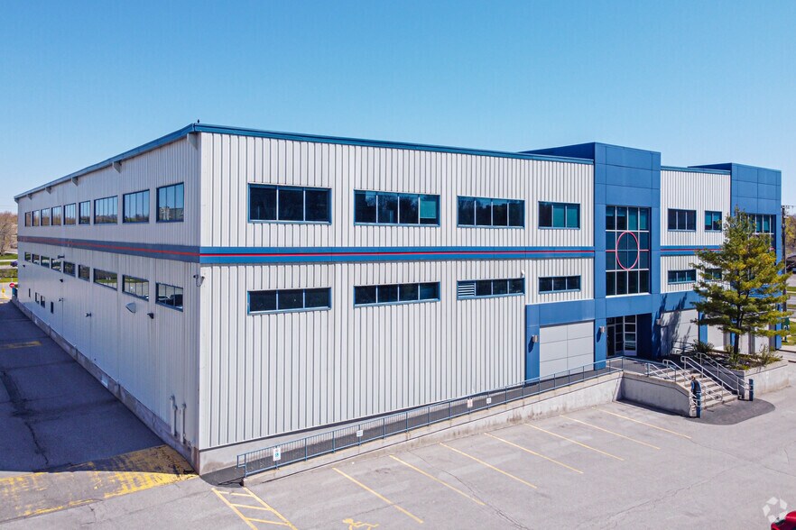 Primary Photo Of 900 Morrison Dr, Ottawa Office For Lease