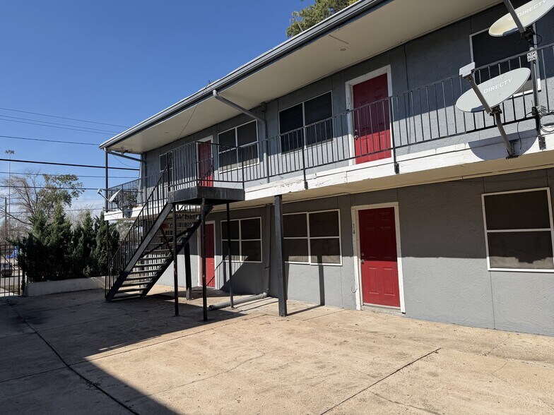 More Photos Of 9100 Dodson St, Houston Apartments For Sale