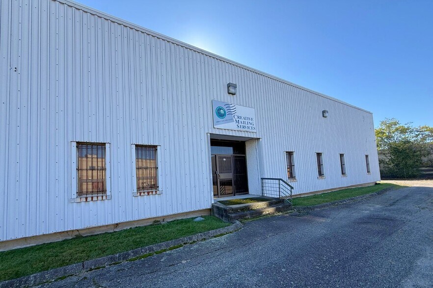 More Photos Of 10 Island Brook Ave, Bridgeport Warehouse For Sale