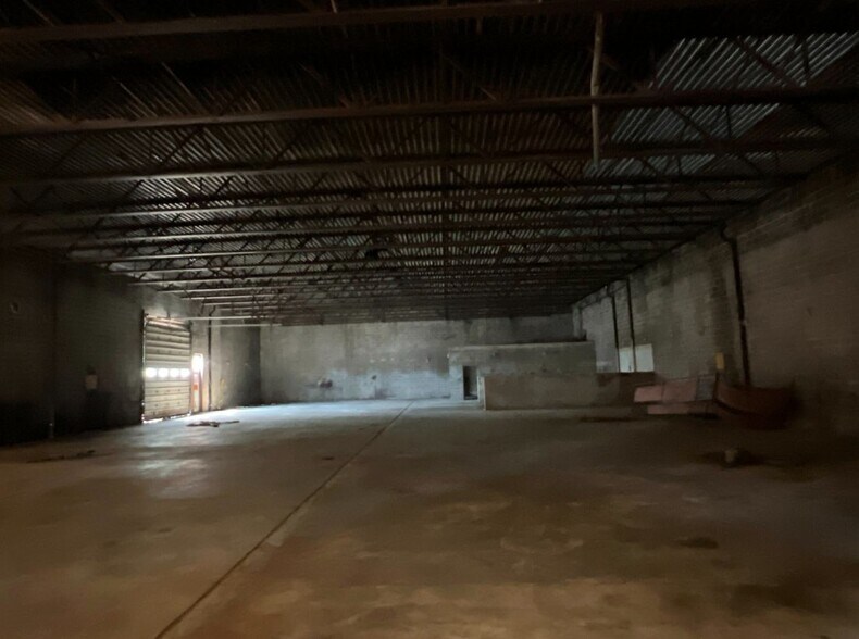 More Photos Of 100 S West St, Charles Town Auto Dealership For Sale