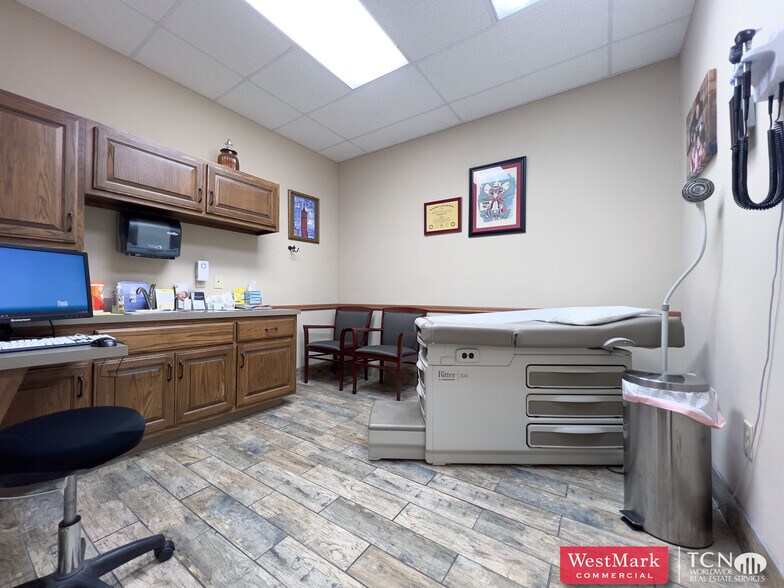 More Photos Of 4002 22nd St, Lubbock Medical For Sale