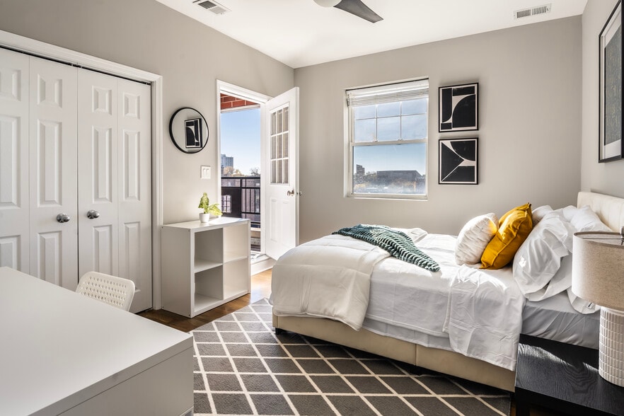 More Photos Of 6156 S Kenwood Ave, Chicago Apartments For Sale