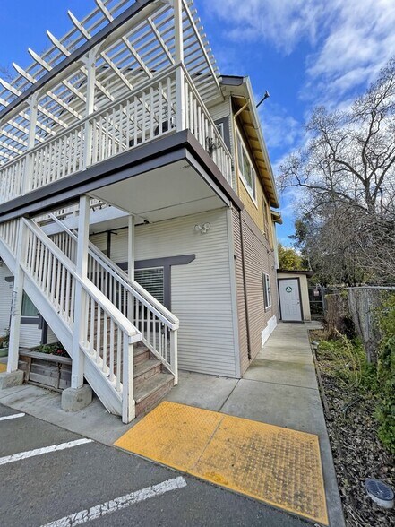 More Photos Of 17505 Sonoma Hwy, Sonoma Apartments For Sale
