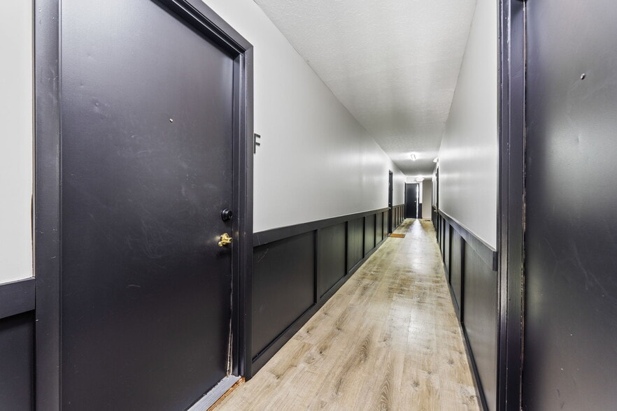 More Photos Of 1309 Fair Ave, Columbus Apartments For Sale