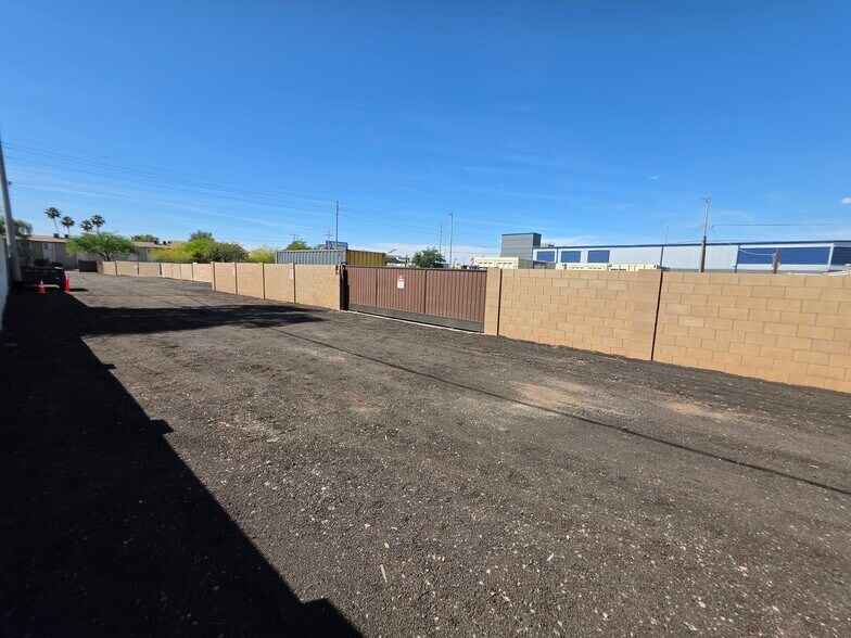 More Photos Of 21414 N 24th Dr, Phoenix Land For Lease