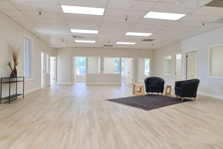 More Photos Of 4725 1st St, Pleasanton Medical For Lease