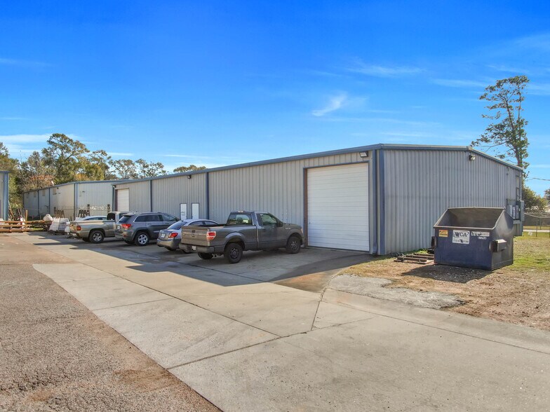 More Photos Of 12001 Fm 3083 Rd, Conroe Warehouse For Sale