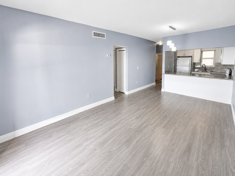 More Photos Of 2400 NW 16th Street Rd, Miami Apartments For Sale