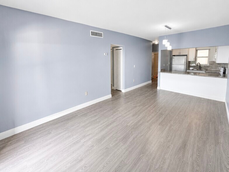 More Photos Of 2400 NW 16th Street Rd, Miami Apartments For Sale