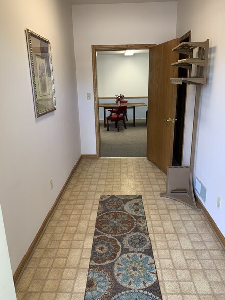 More Photos Of 14665 Lisbon Rd, Brookfield Medical For Lease