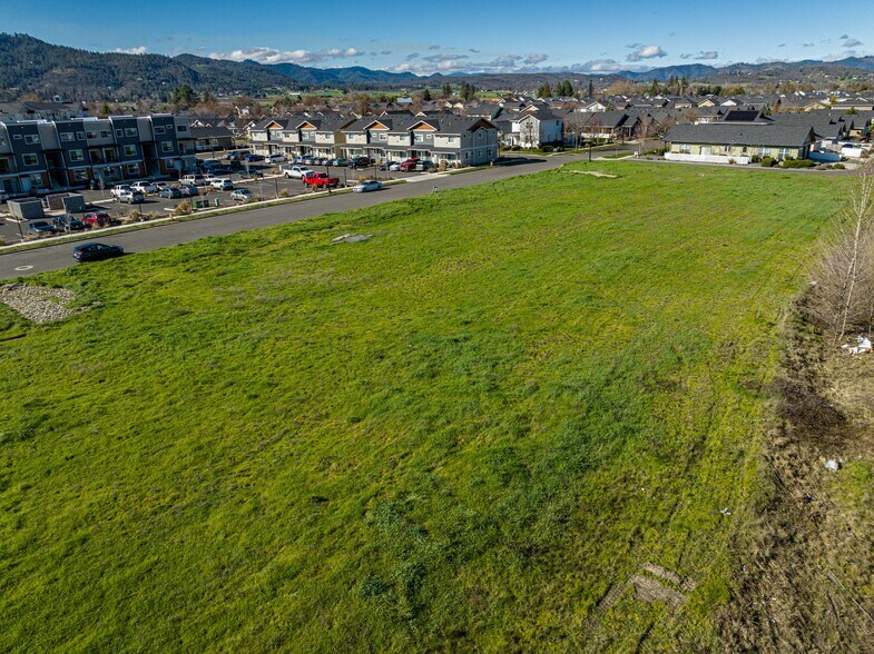 More Photos Of 0 Boulder Ridge St, Central Point Land For Sale