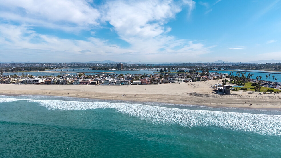 More Photos Of 829 Avalon Ct, San Diego Apartments For Sale