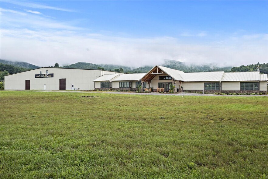 More Photos Of 241 Industrial Park Rd, Mountain City Warehouse For Sale