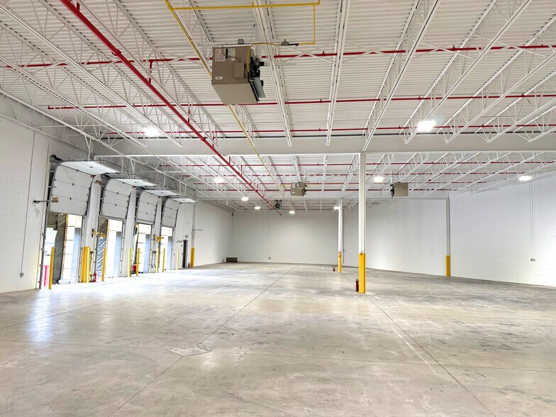 More Photos Of 1440 Wells Dr, Bensalem Distribution For Lease