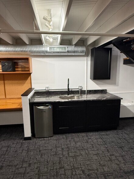 More Photos Of 1209-1227 N Franklin St, Tampa Apartments For Lease