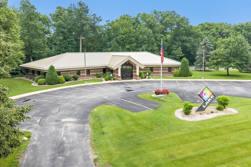More Photos Of 2980 Walker Dr, Green Bay Office For Sale